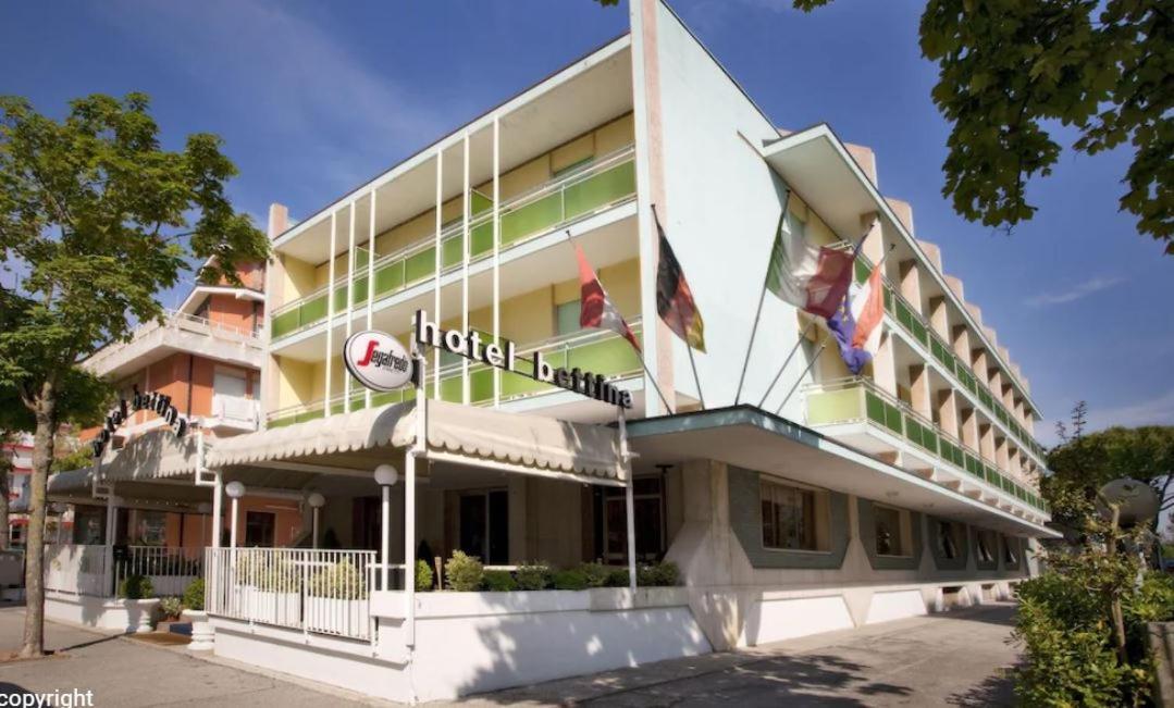 Hotel Bettina Lido di Jesolo Eksteriør billede