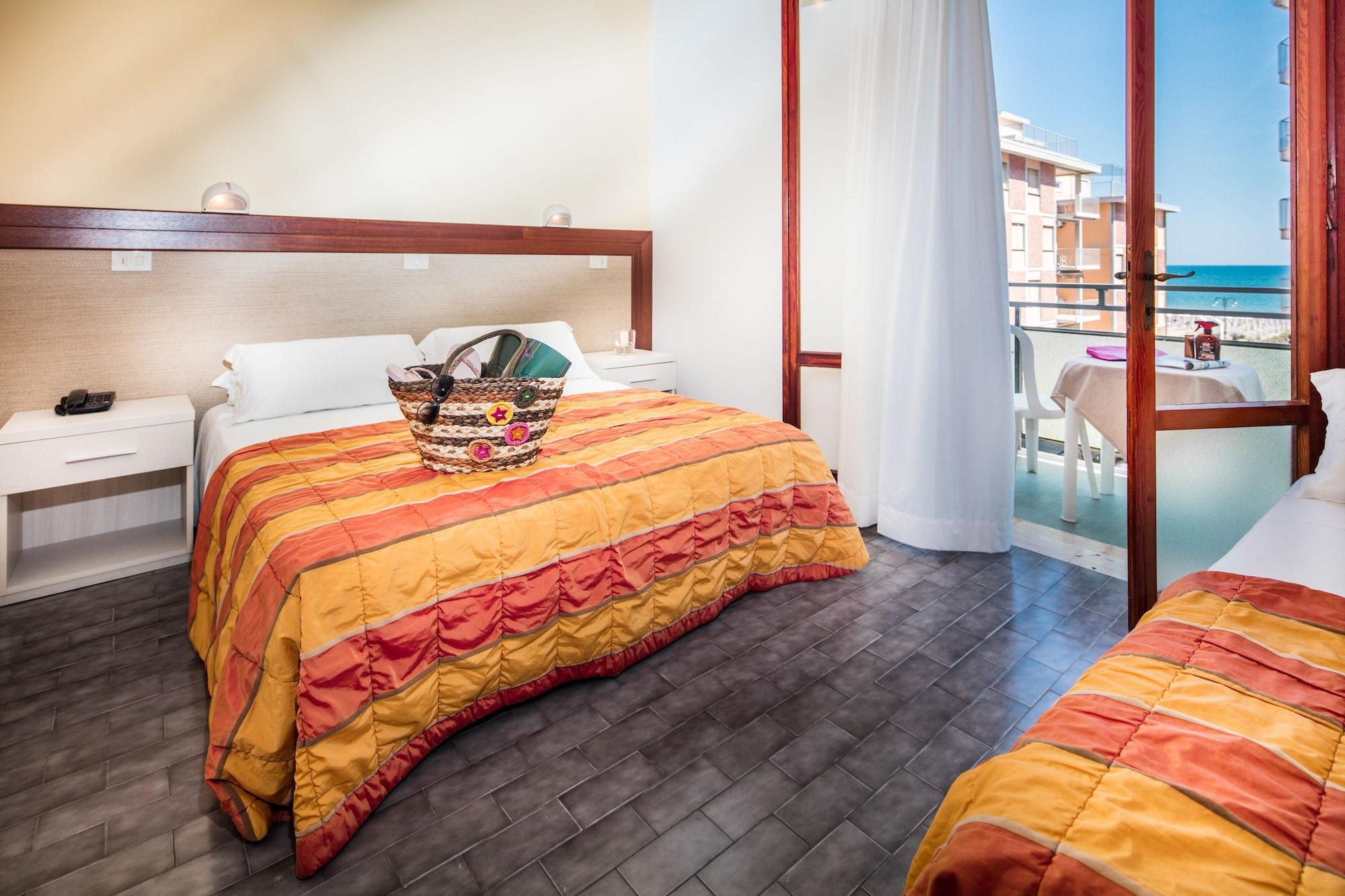 Hotel Bettina Lido di Jesolo Eksteriør billede