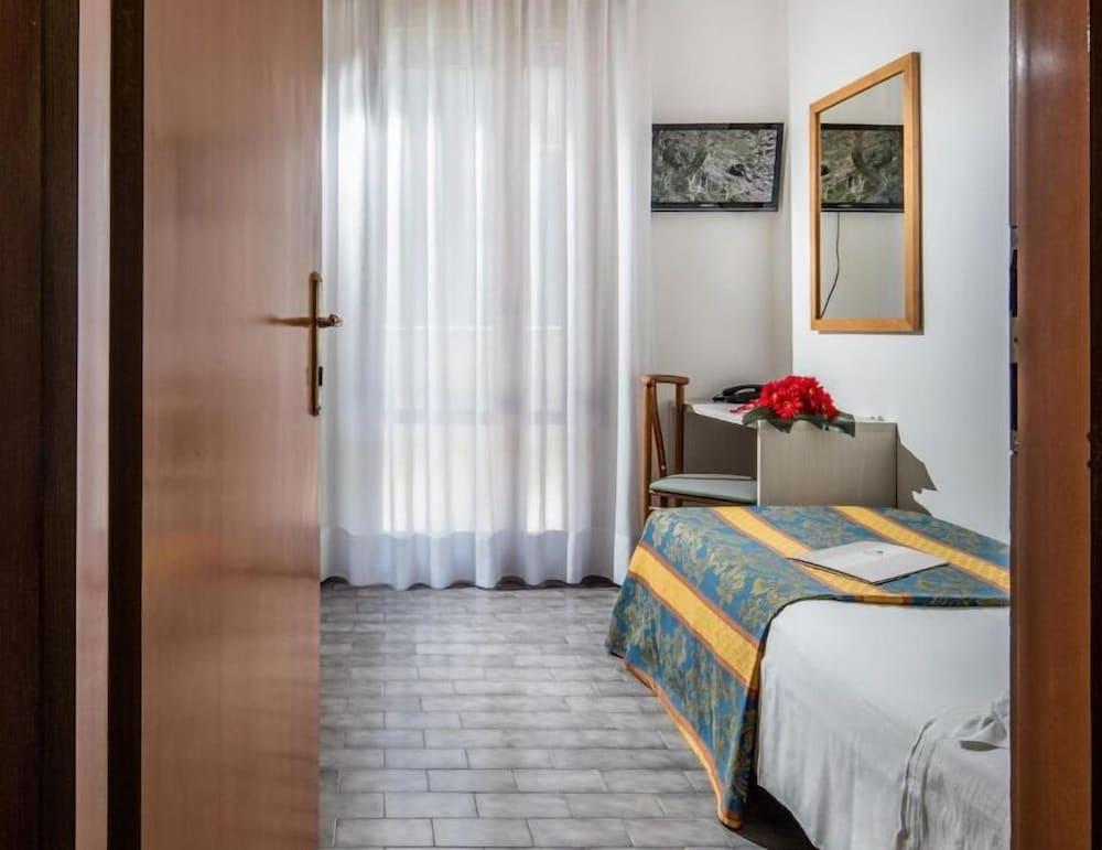 Hotel Bettina Lido di Jesolo Eksteriør billede