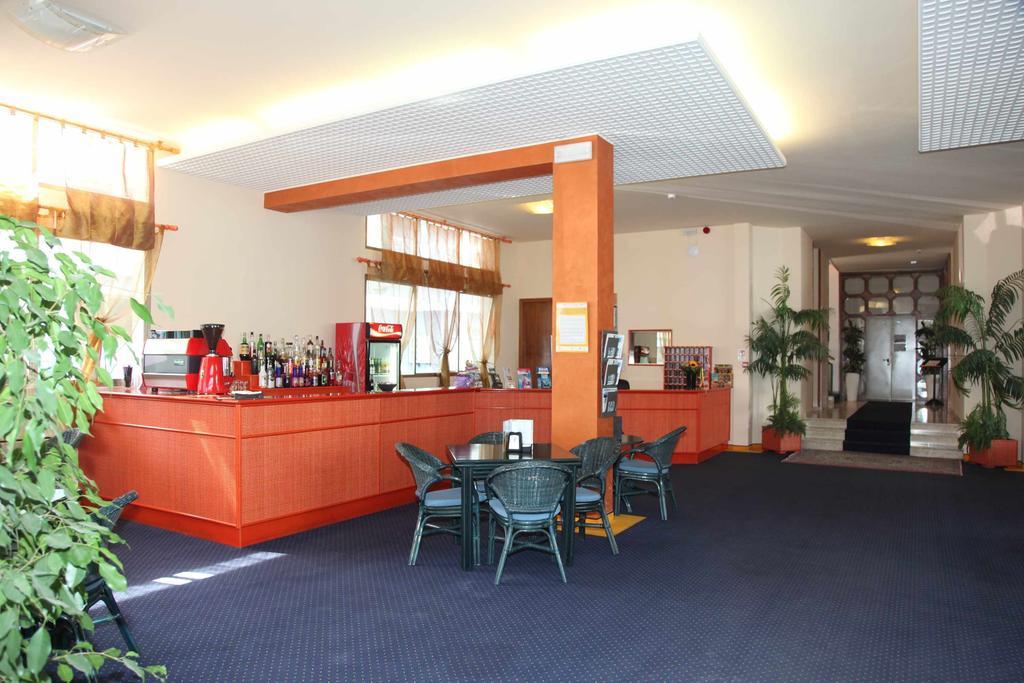 Hotel Bettina Lido di Jesolo Eksteriør billede