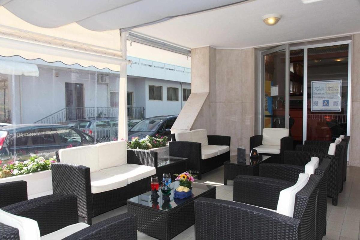 Hotel Bettina Lido di Jesolo Eksteriør billede