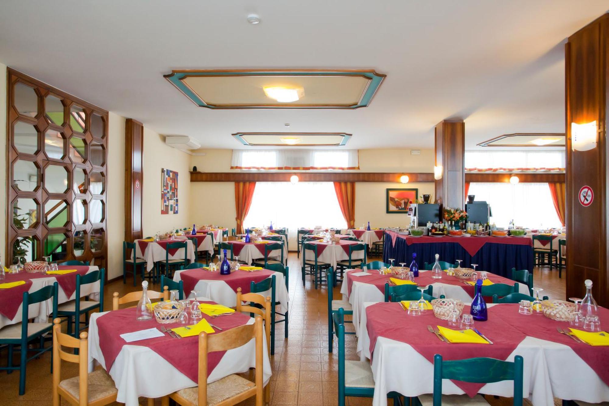 Hotel Bettina Lido di Jesolo Eksteriør billede